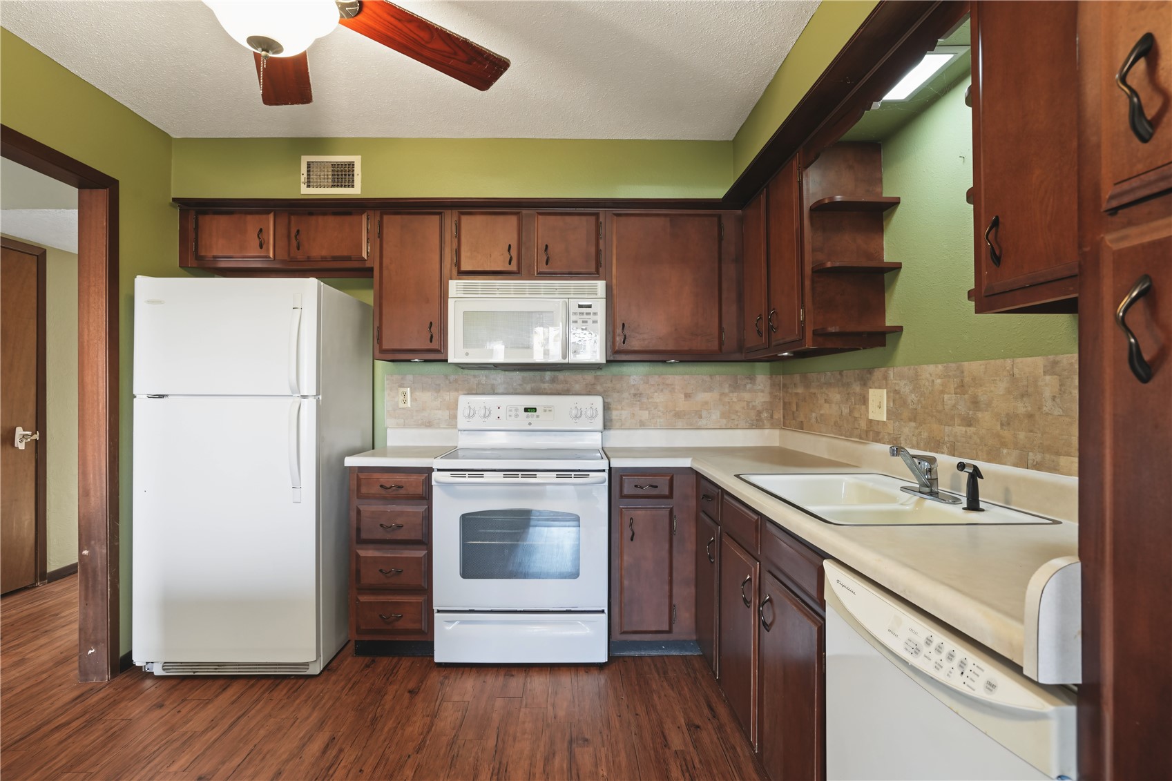 839 Kerry Lane SE Cedar Rapids IA 52403
