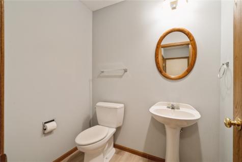 3035 English Glen Court Marion IA 52302