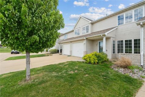 3035 English Glen Court Marion IA 52302