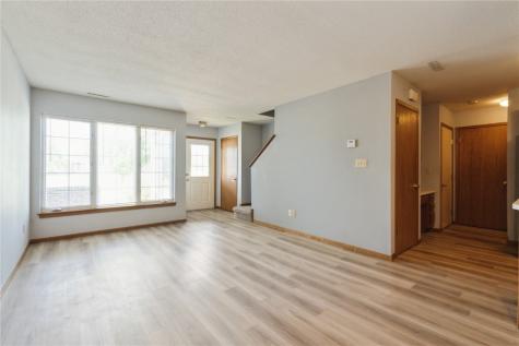 3035 English Glen Court Marion IA 52302