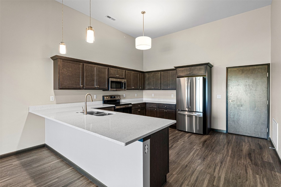 2877 Spring Rose Circle Coralville IA 52241