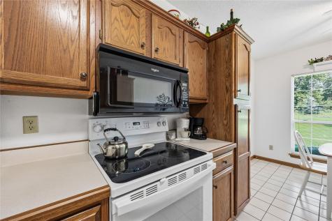 3130 Towne House Drive NE Cedar Rapids IA 52402
