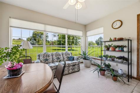 3130 Towne House Drive NE Cedar Rapids IA 52402