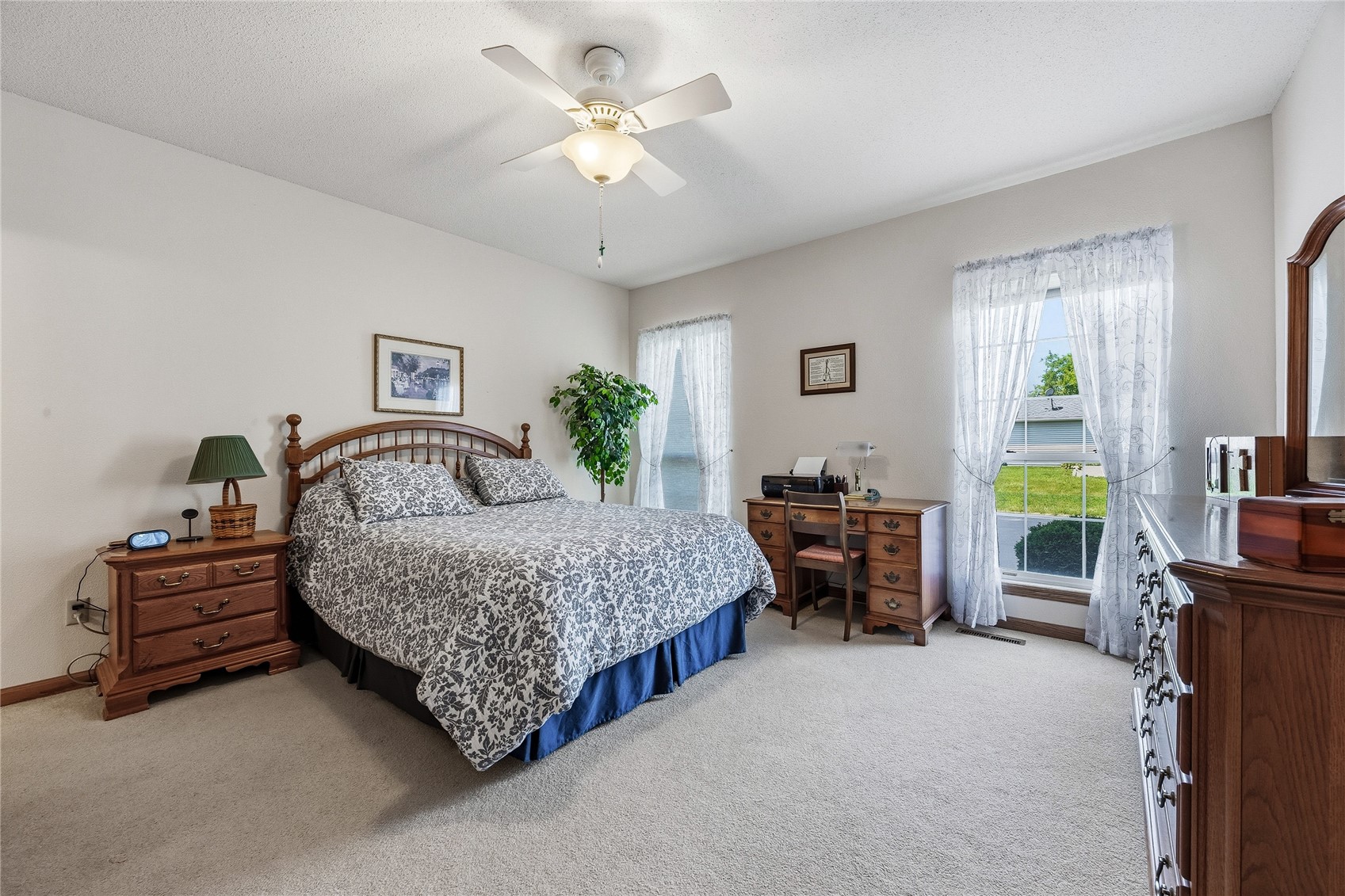 3130 Towne House Drive NE Cedar Rapids IA 52402