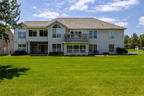 3130 Towne House Drive NE Cedar Rapids IA 52402