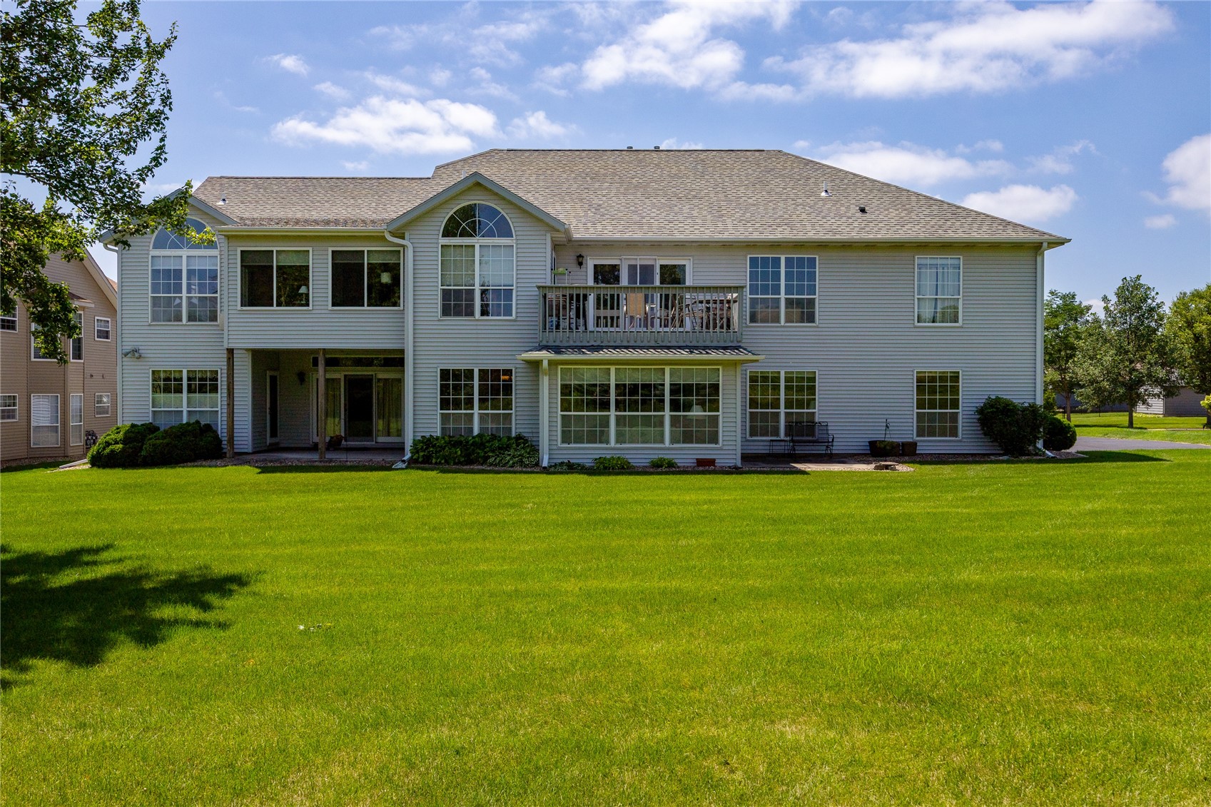 3130 Towne House Drive NE Cedar Rapids IA 52402
