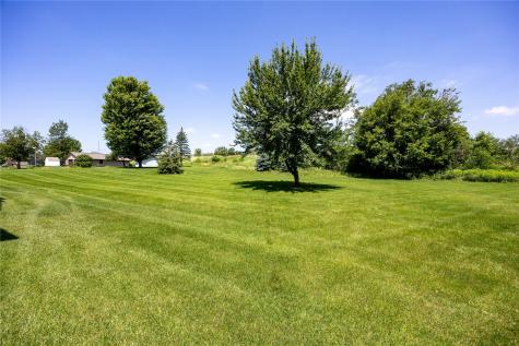 3130 Towne House Drive NE Cedar Rapids IA 52402