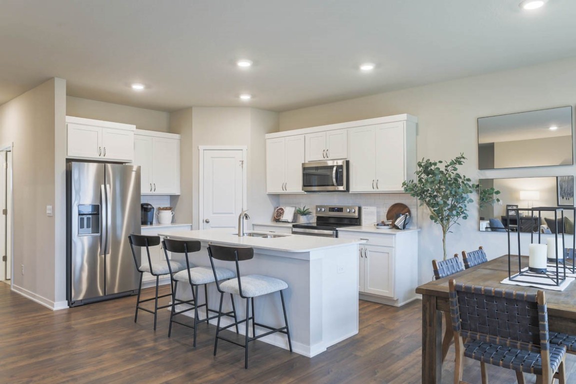708 Magnolia Way Tiffin IA 52340