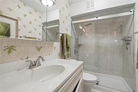 428 29th St Drive Cedar Rapids IA 52403