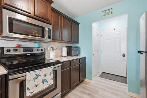 6205 Muirfield Drive SW Cedar Rapids IA 52404