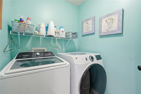 6205 Muirfield Drive SW Cedar Rapids IA 52404