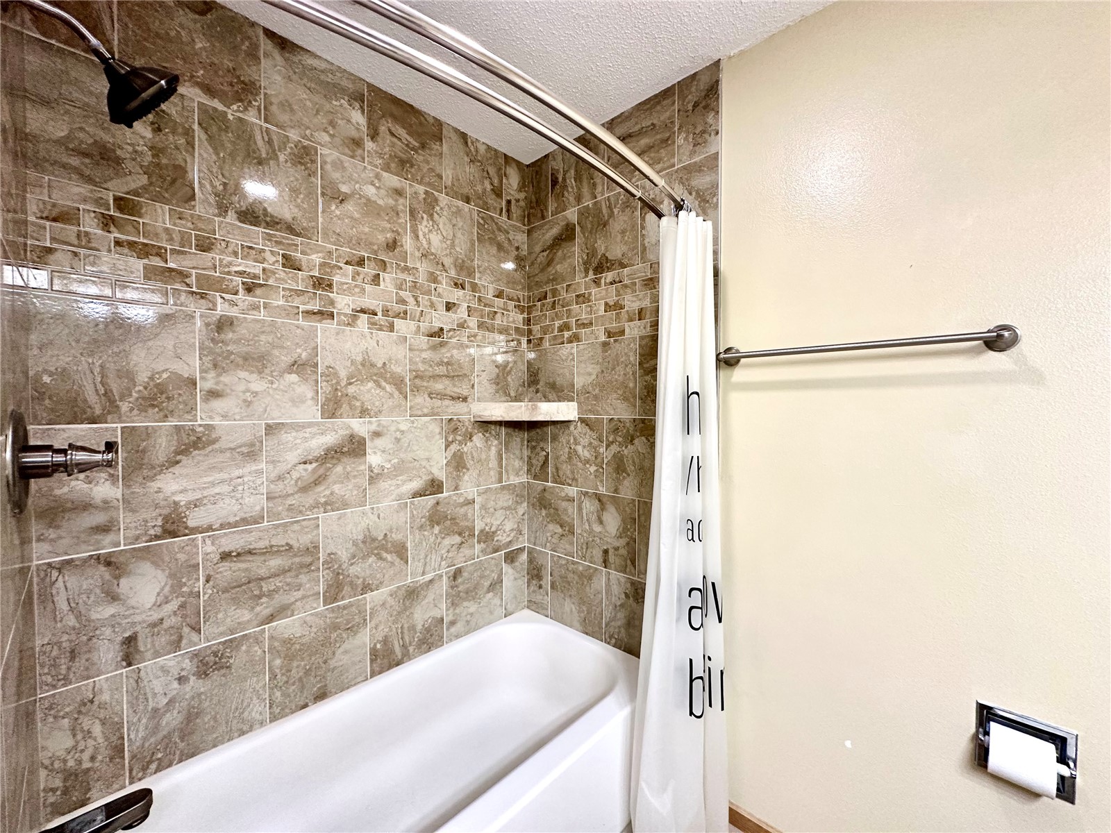 5062 Foxtail Court Marion IA 52302