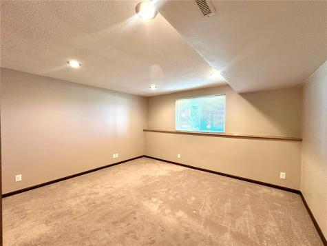 5062 Foxtail Court Marion IA 52302