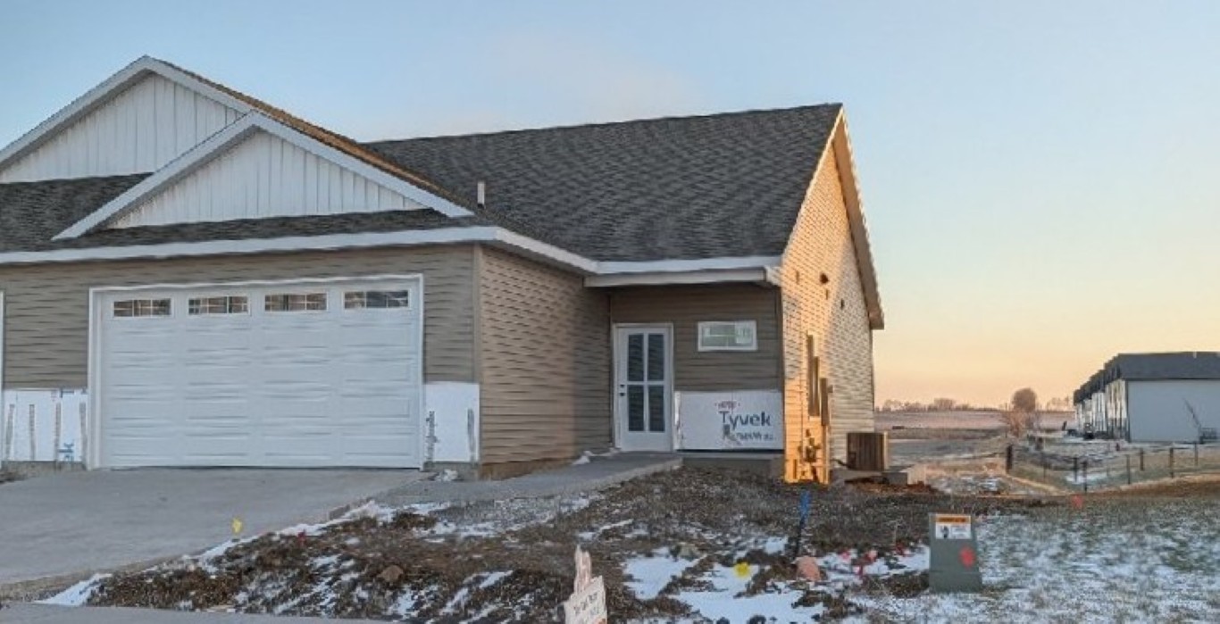 2057 Suttner Drive North Liberty IA 52317