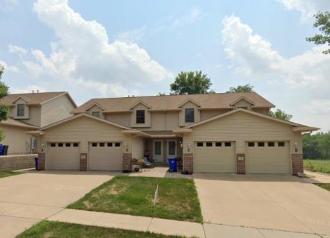 733 Broderick Drive NE Cedar Rapids IA 52402