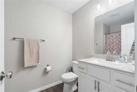 1406 Truman Ct NE #B Cedar Rapids IA 52402