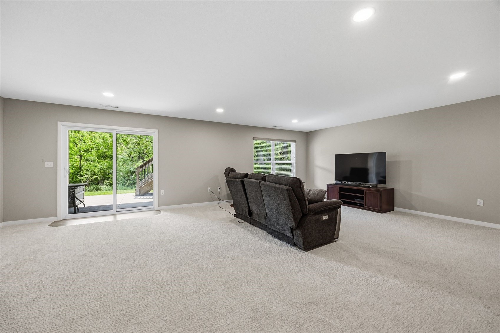 1041 Dubs Drive Iowa City IA 52246