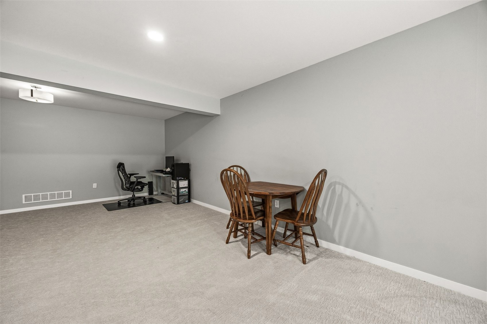 1041 Dubs Drive Iowa City IA 52246
