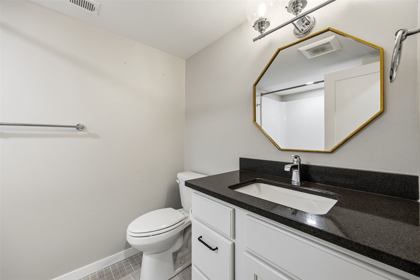 1041 Dubs Drive Iowa City IA 52246