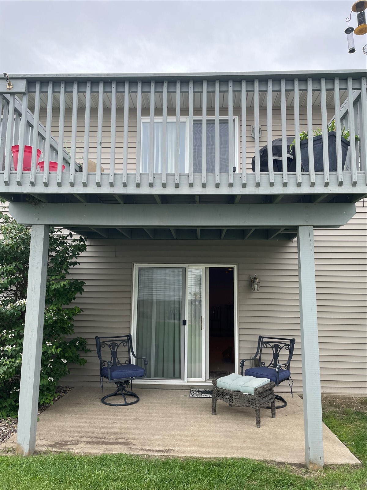 720 Hillview Drive Fairfax IA 52228