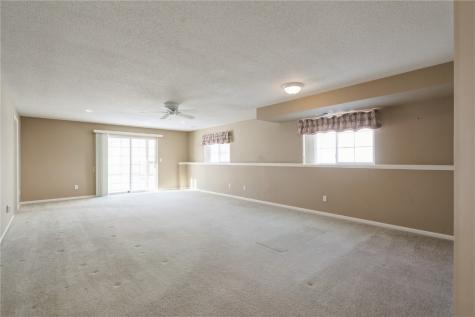 3808 Water Point Court SW Cedar Rapids IA 52404