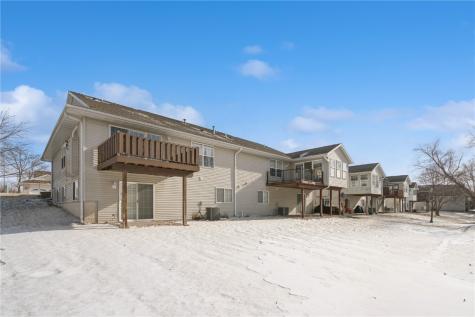 3808 Water Point Court SW Cedar Rapids IA 52404