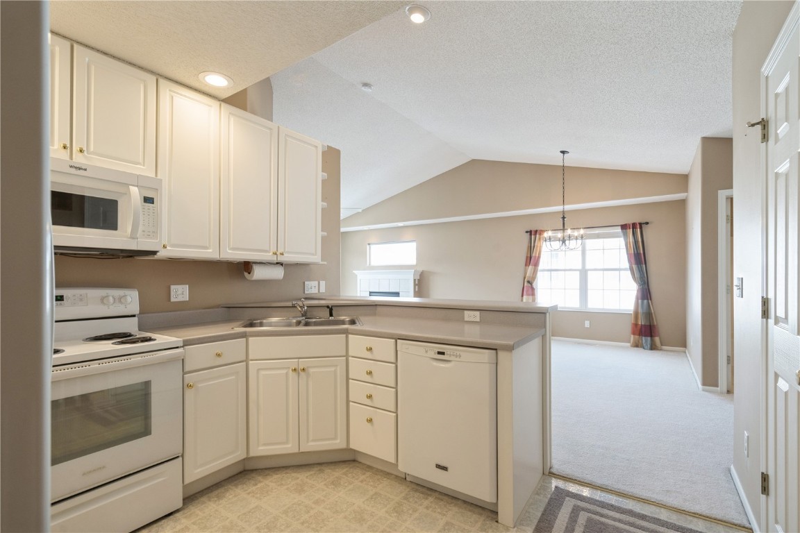 3808 Water Point Court SW Cedar Rapids IA 52404