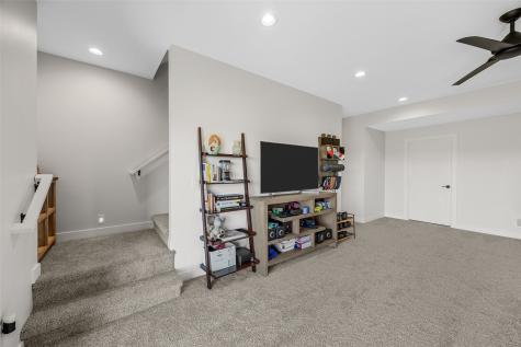 2886 Crimson Lane Coralville IA 52241