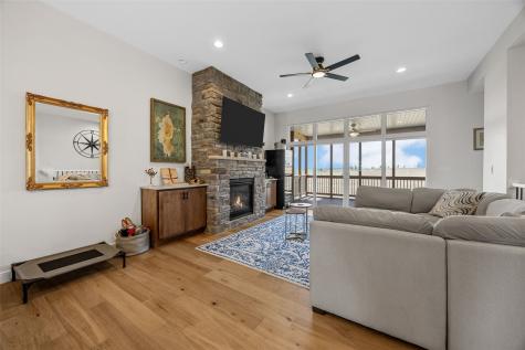 2886 Crimson Lane Coralville IA 52241