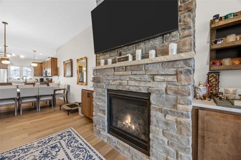 2886 Crimson Lane Coralville IA 52241