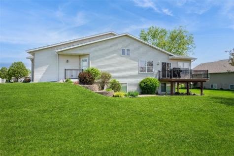 397 Antler Court Marion IA 52302