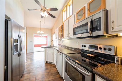 397 Antler Court Marion IA 52302