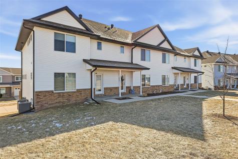 1162 Dahnovan Drive North Liberty IA 52317