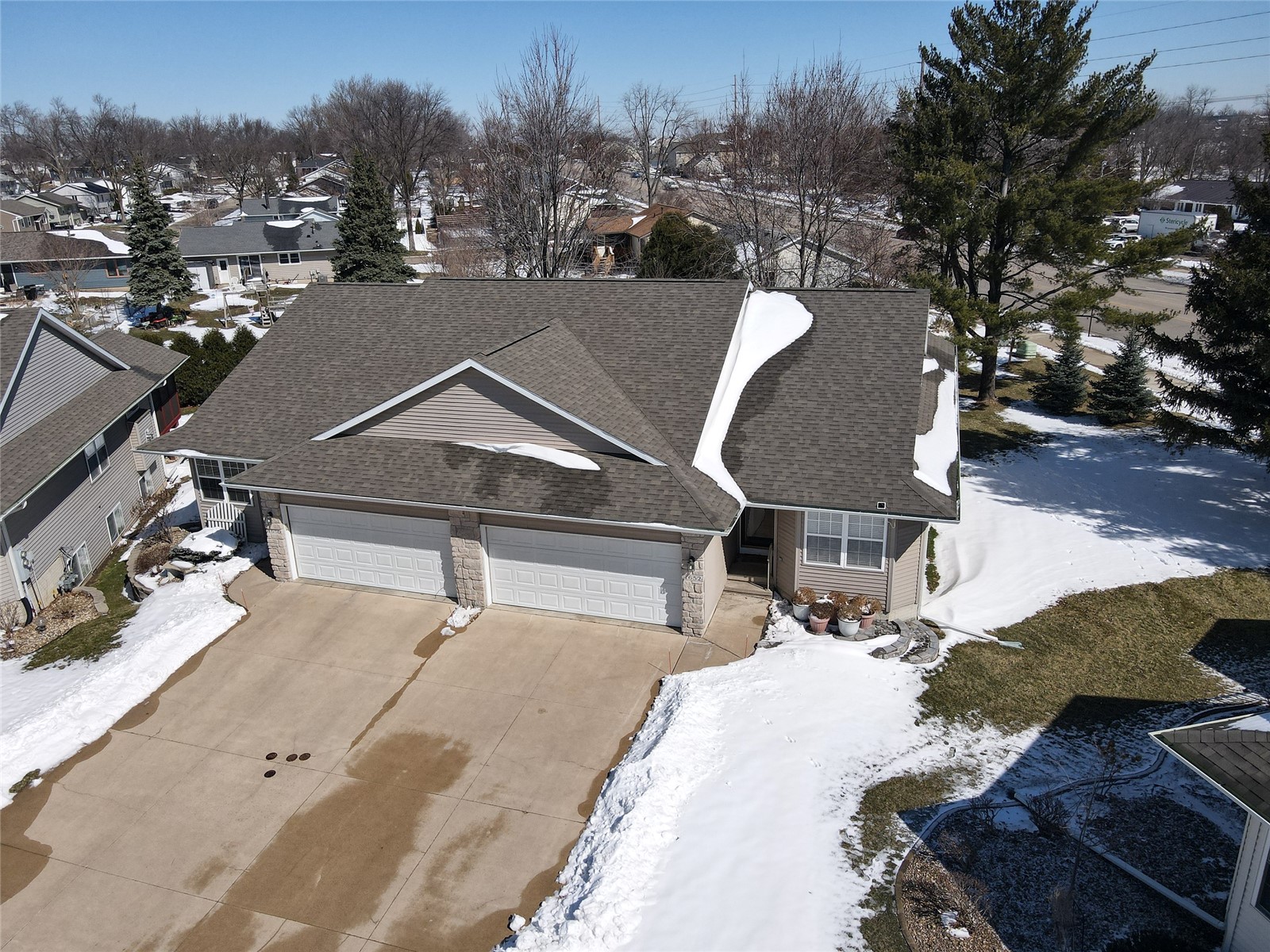 1652 Greens Way Court NE Cedar Rapids IA 52402