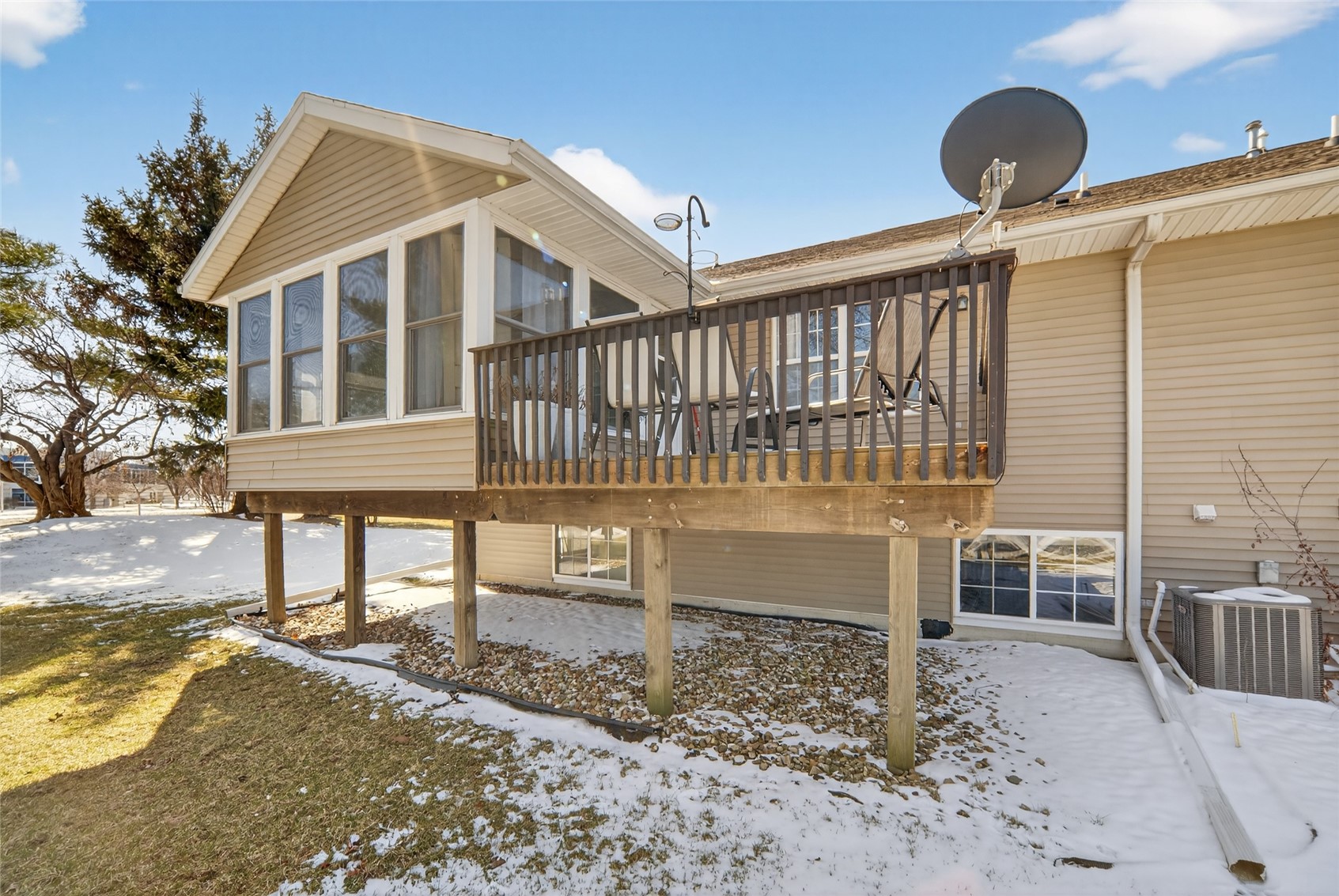1652 Greens Way Court NE Cedar Rapids IA 52402