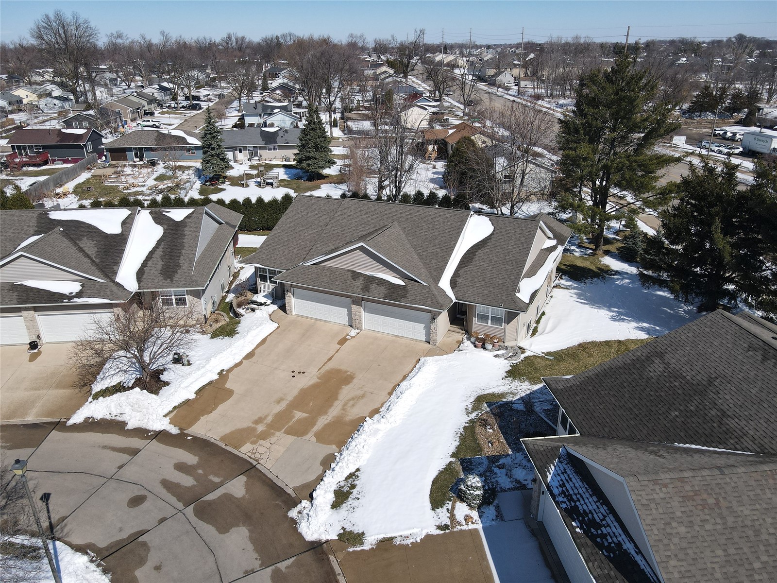 1652 Greens Way Court NE Cedar Rapids IA 52402