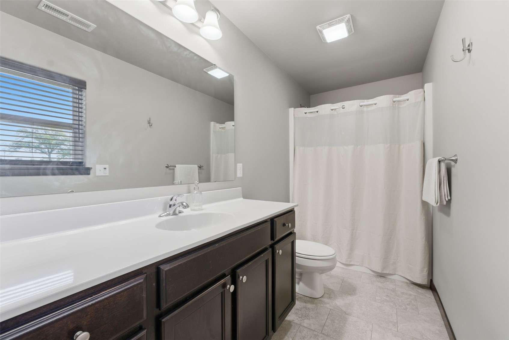 617 Dakota Avenue Tiffin IA 52340