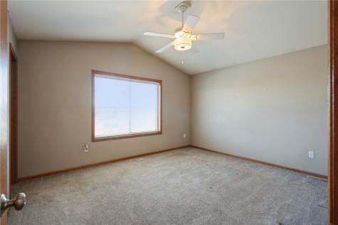 4134 31st Avenue SW Cedar Rapids IA 52404