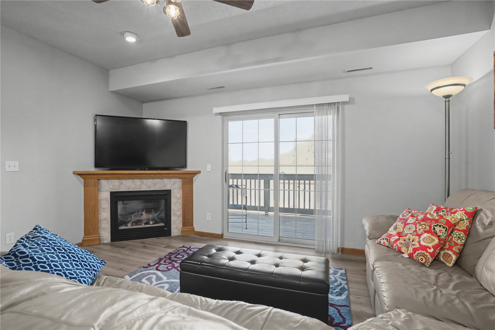 250 Cimarron Drive Hiawatha IA 52233