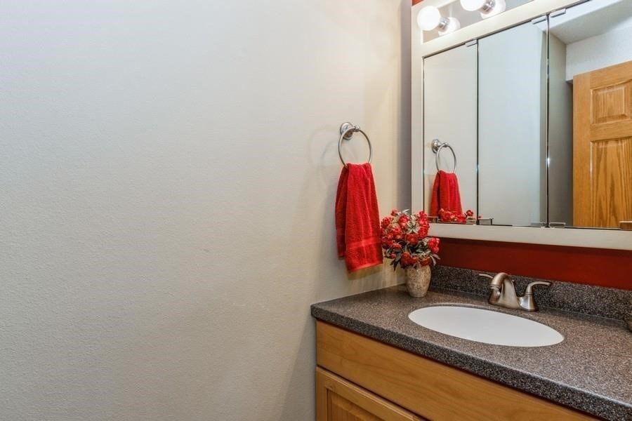 710 West Side Drive Iowa City IA 52246