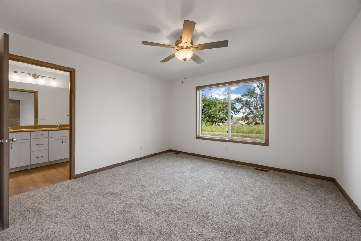 3032 Teton Street SW Cedar Rapids IA 52404