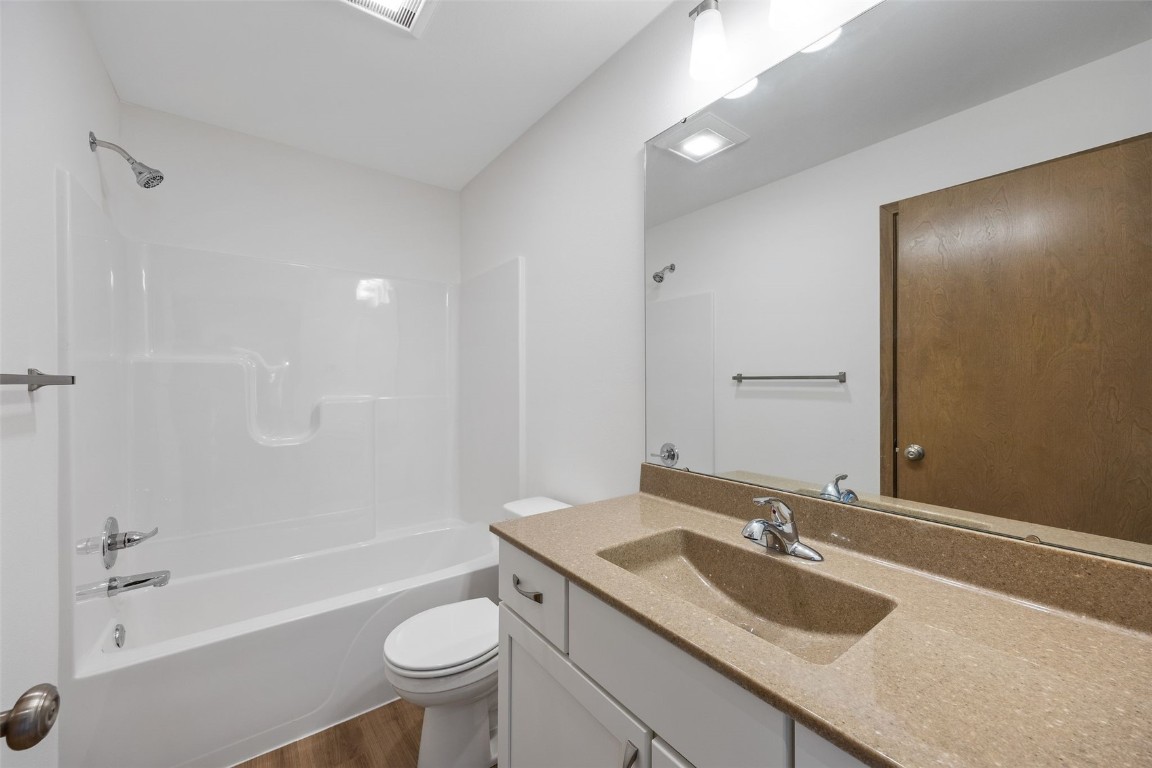 3032 Teton Street SW Cedar Rapids IA 52404
