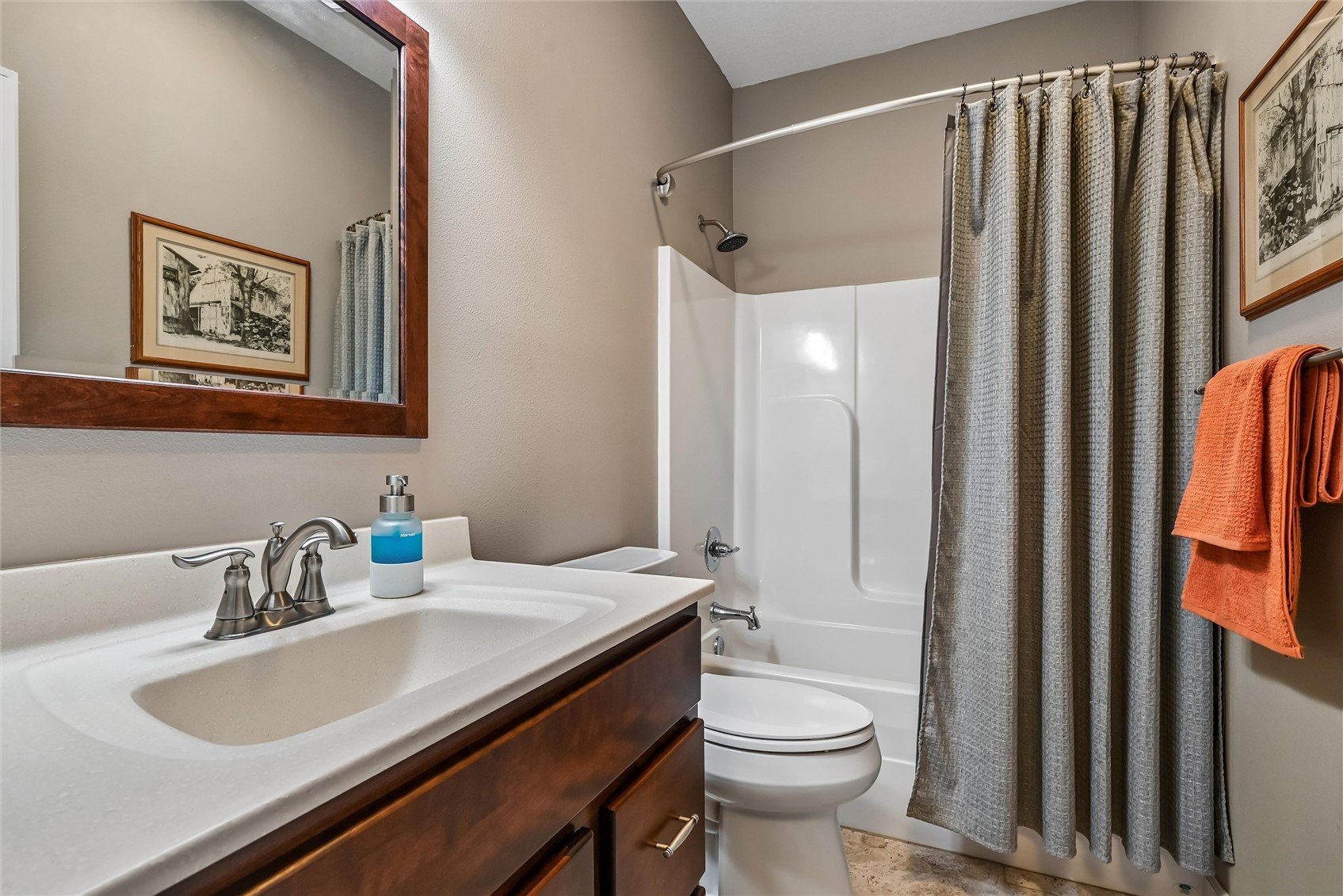 313 13th Avenue SW Mt Vernon IA 52314