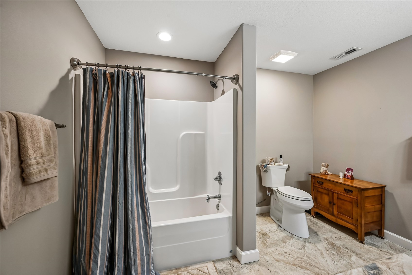 313 13th Avenue SW Mt Vernon IA 52314