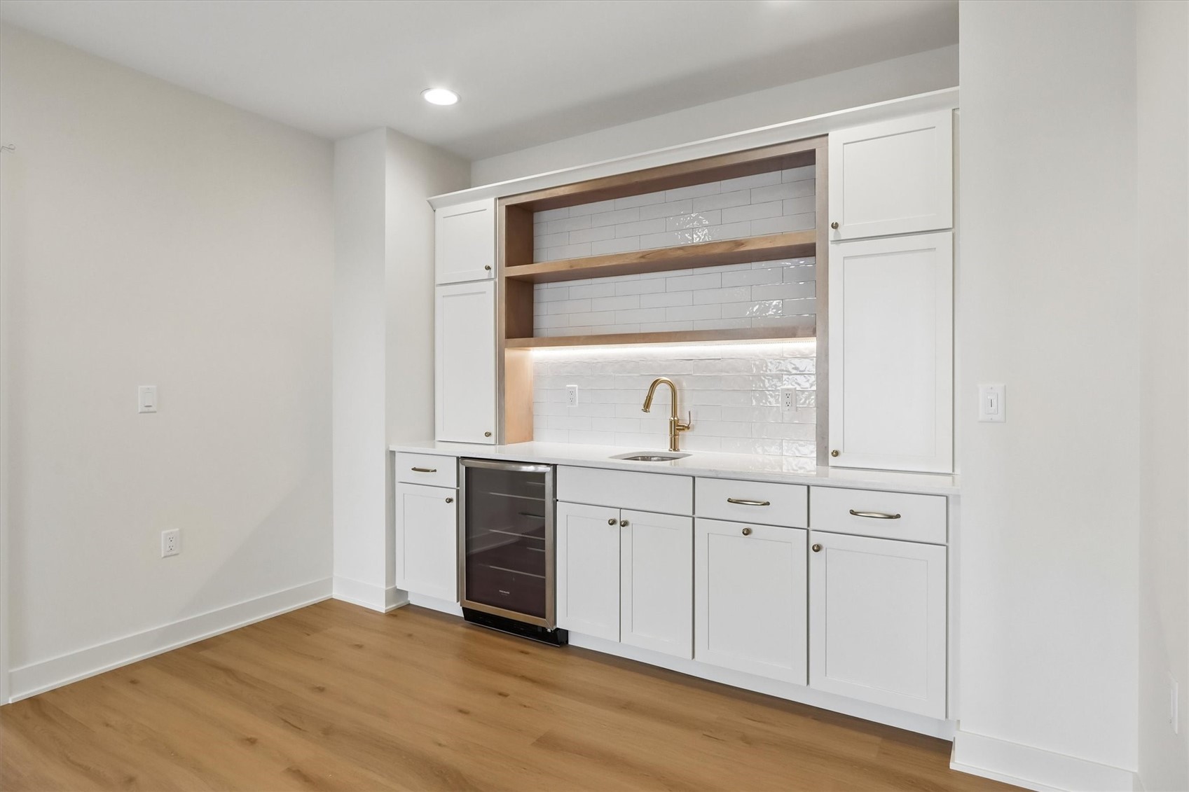 1909 Country Club Drive Coralville IA 52241