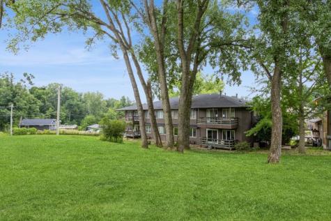 1714 Pikes Peak Court NE Cedar Rapids IA 52402