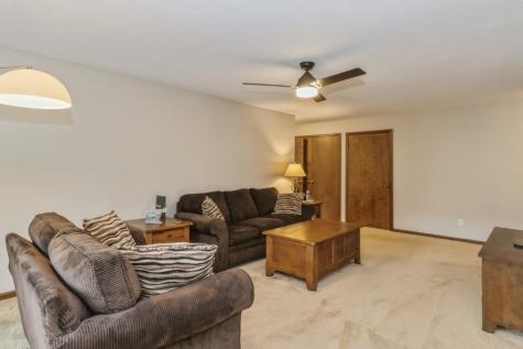 1714 Pikes Peak Court NE Cedar Rapids IA 52402