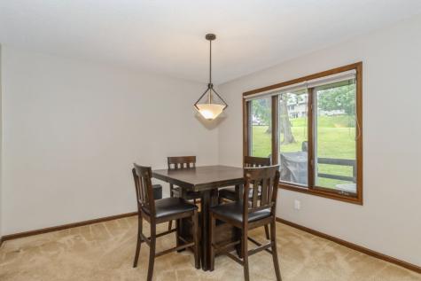 1714 Pikes Peak Court NE Cedar Rapids IA 52402
