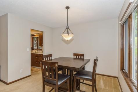 1714 Pikes Peak Court NE Cedar Rapids IA 52402