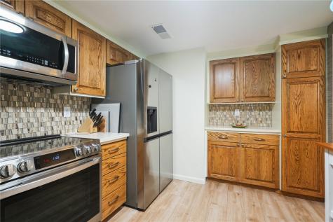 150 Thompson Drive SE Cedar Rapids IA 52403